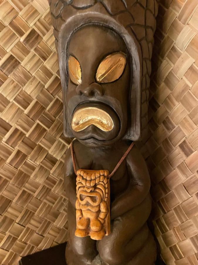טאמפה The Kondo Tiki מראה חיצוני תמונה
